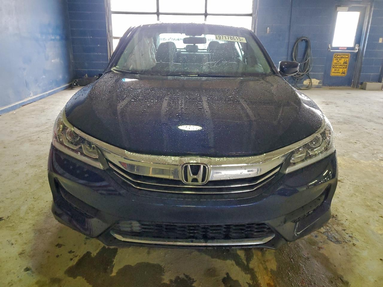 2016 HONDA ACCORD LX photo 5