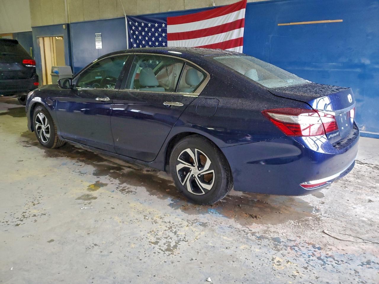 2016 HONDA ACCORD LX photo 2