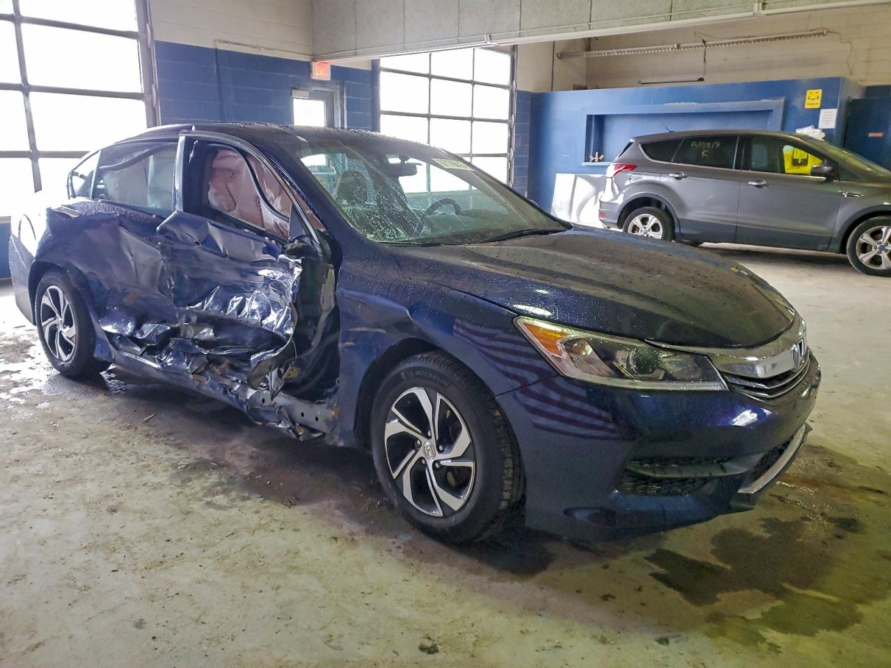 2016 HONDA ACCORD LX photo 4