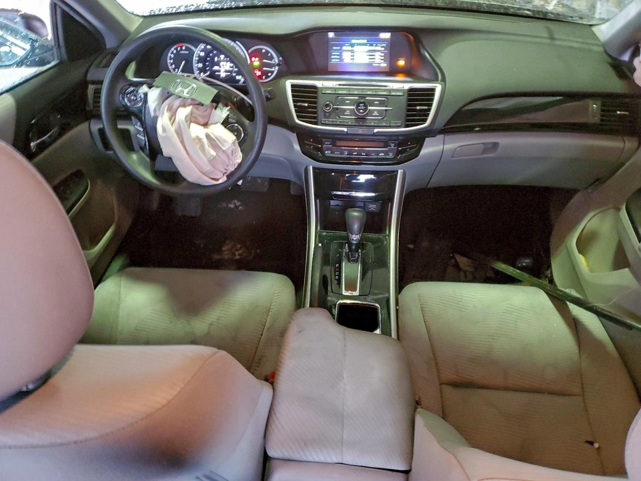 2016 HONDA ACCORD LX photo 8