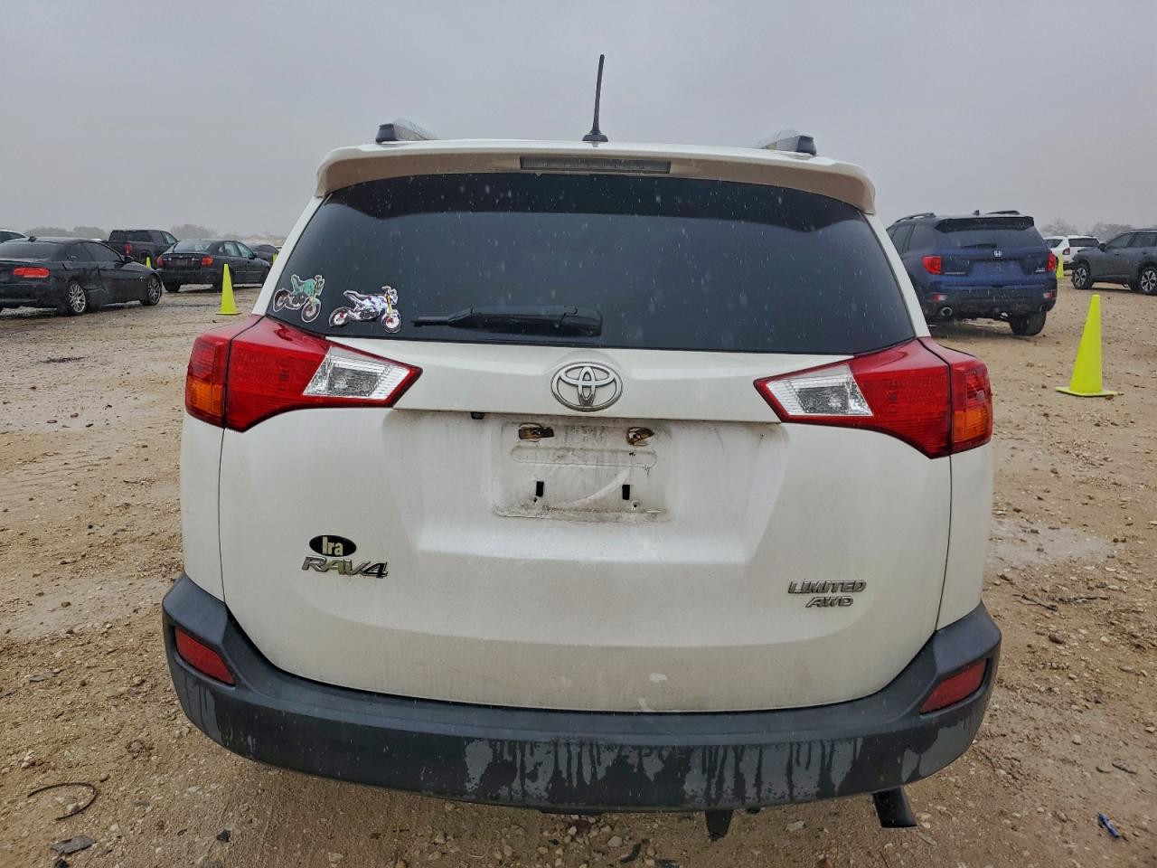 2015 TOYOTA RAV4 LIMITED photo 6