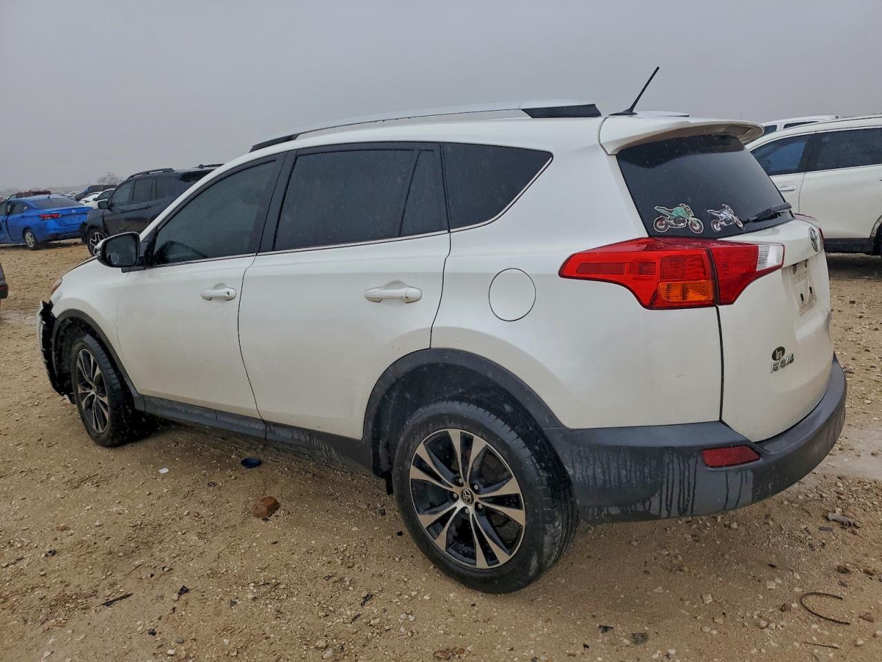 2015 TOYOTA RAV4 LIMITED photo 2