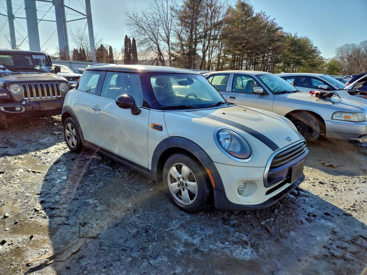 2016 MINI COOPER photo 4