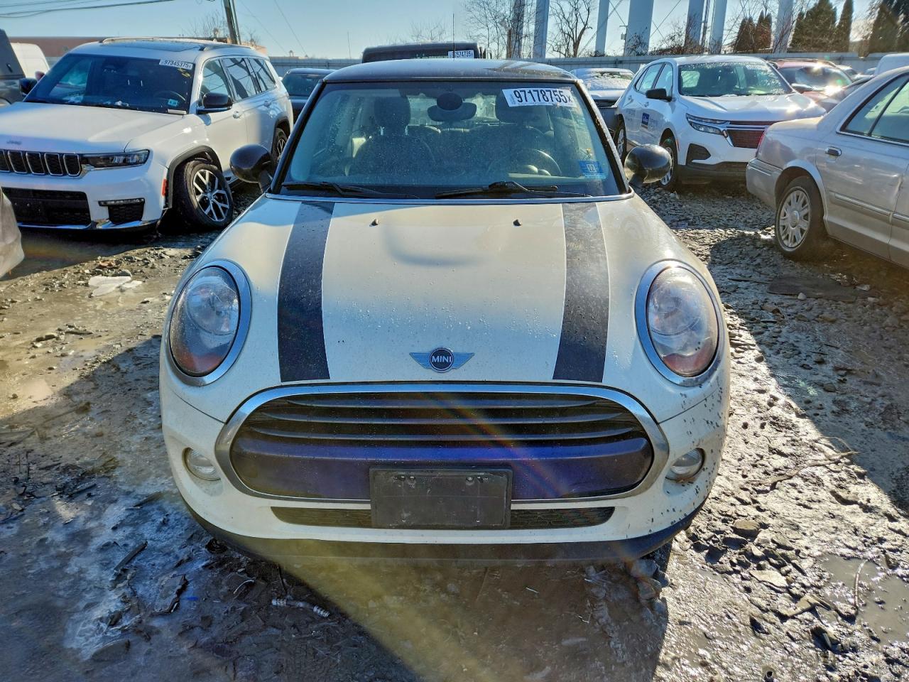 2016 MINI COOPER photo 5