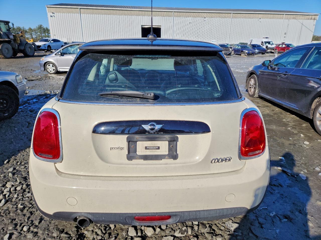2016 MINI COOPER photo 6