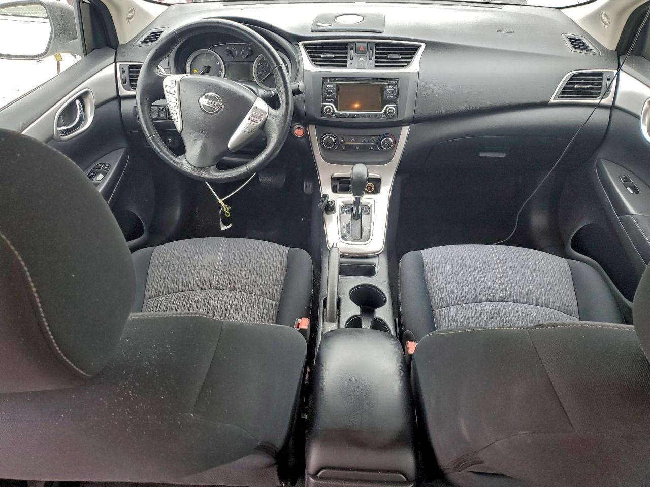 2015 NISSAN SENTRA S photo 8