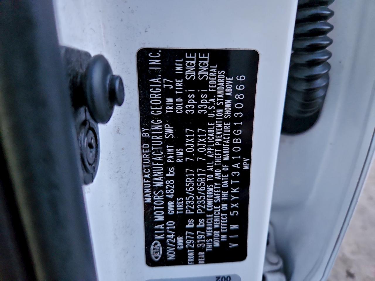2011 KIA SORENTO BASE photo 14