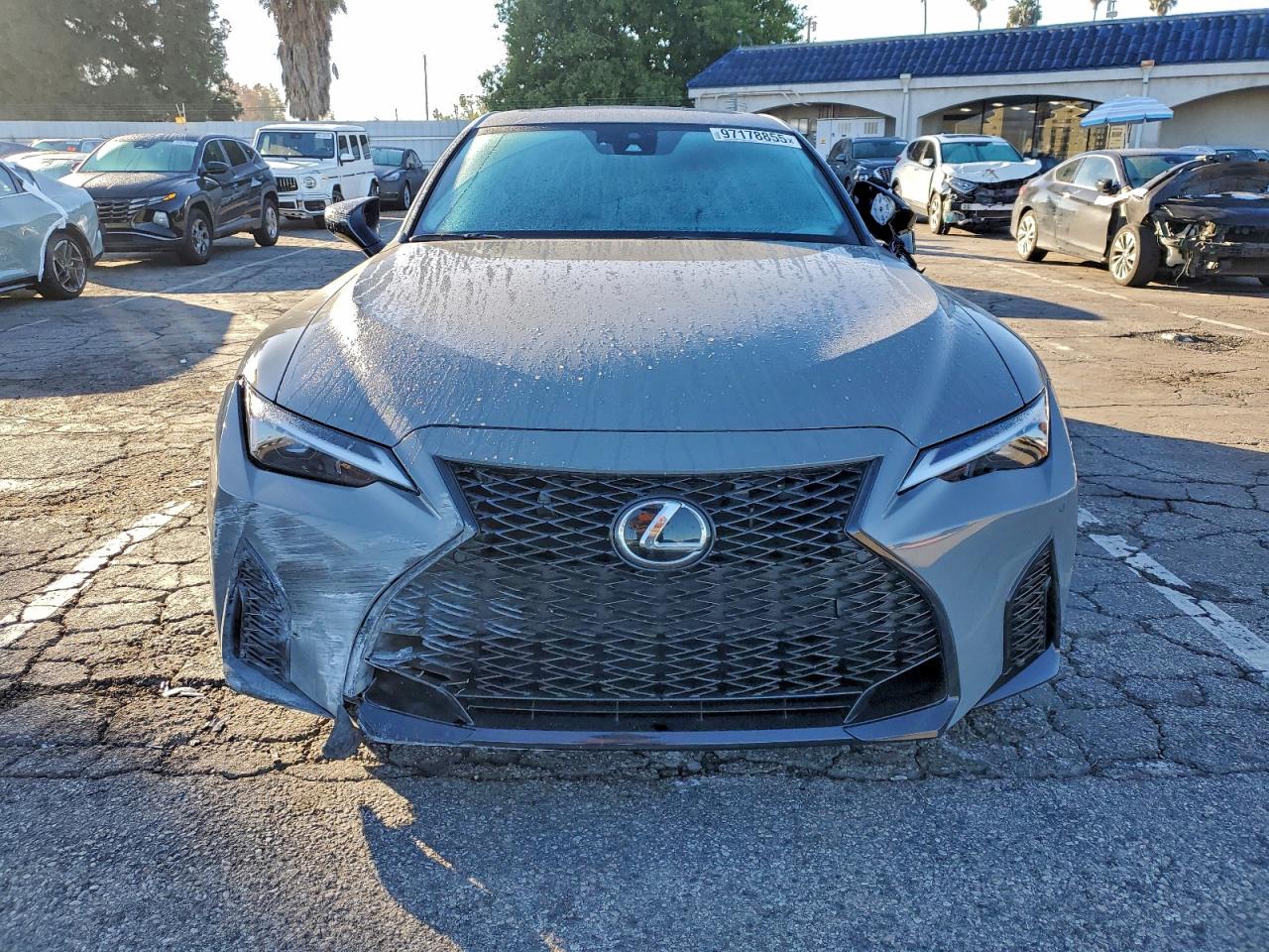 2025 LEXUS IS 350 F SPORT DESIGN photo 5