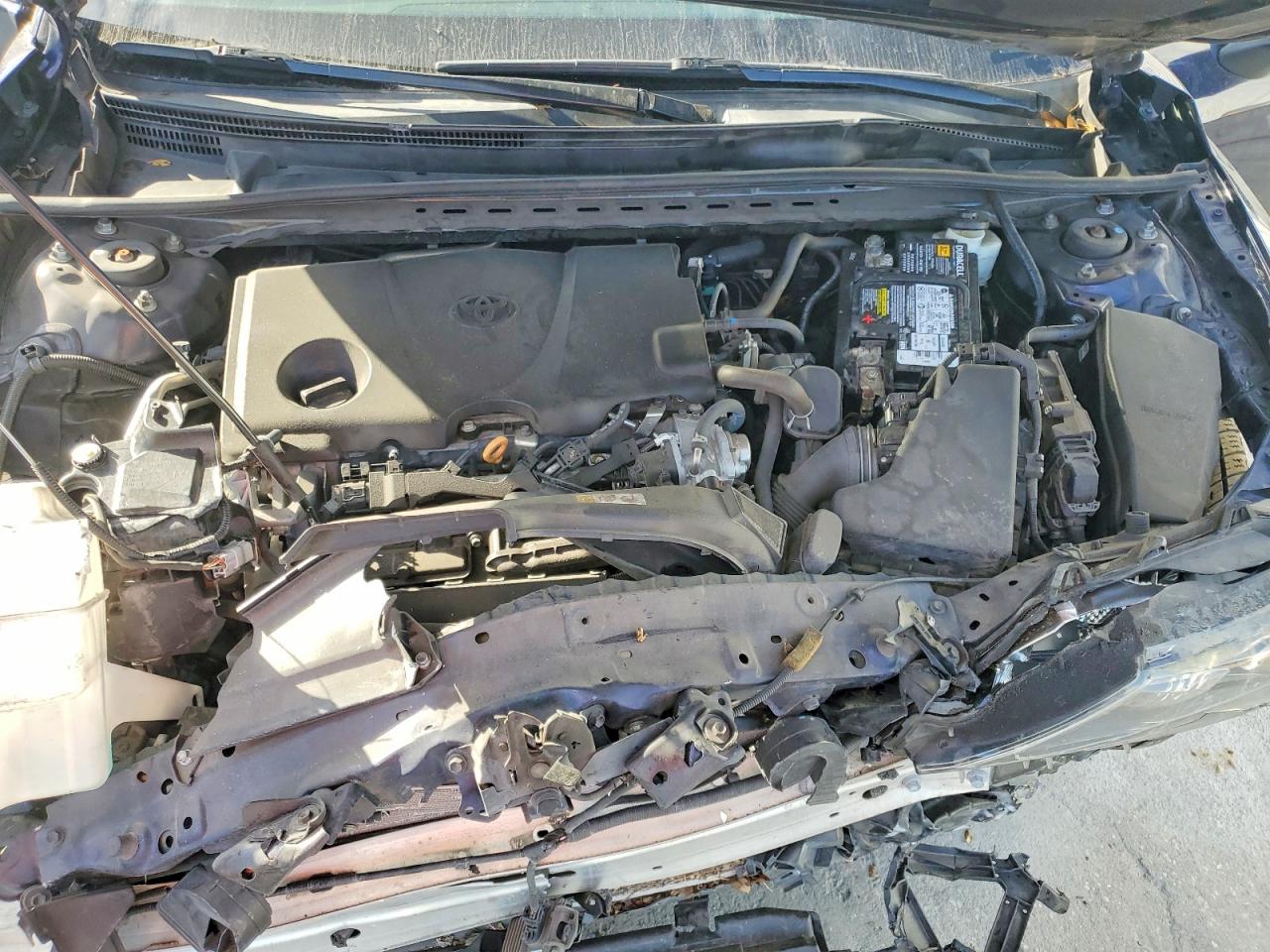 2021 TOYOTA CAMRY SE photo 11
