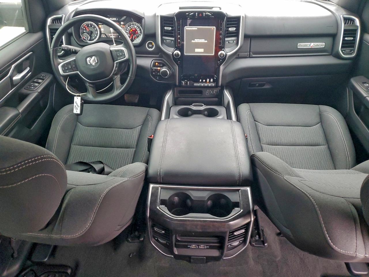 2023 RAM 1500 BIG HORN photo 8