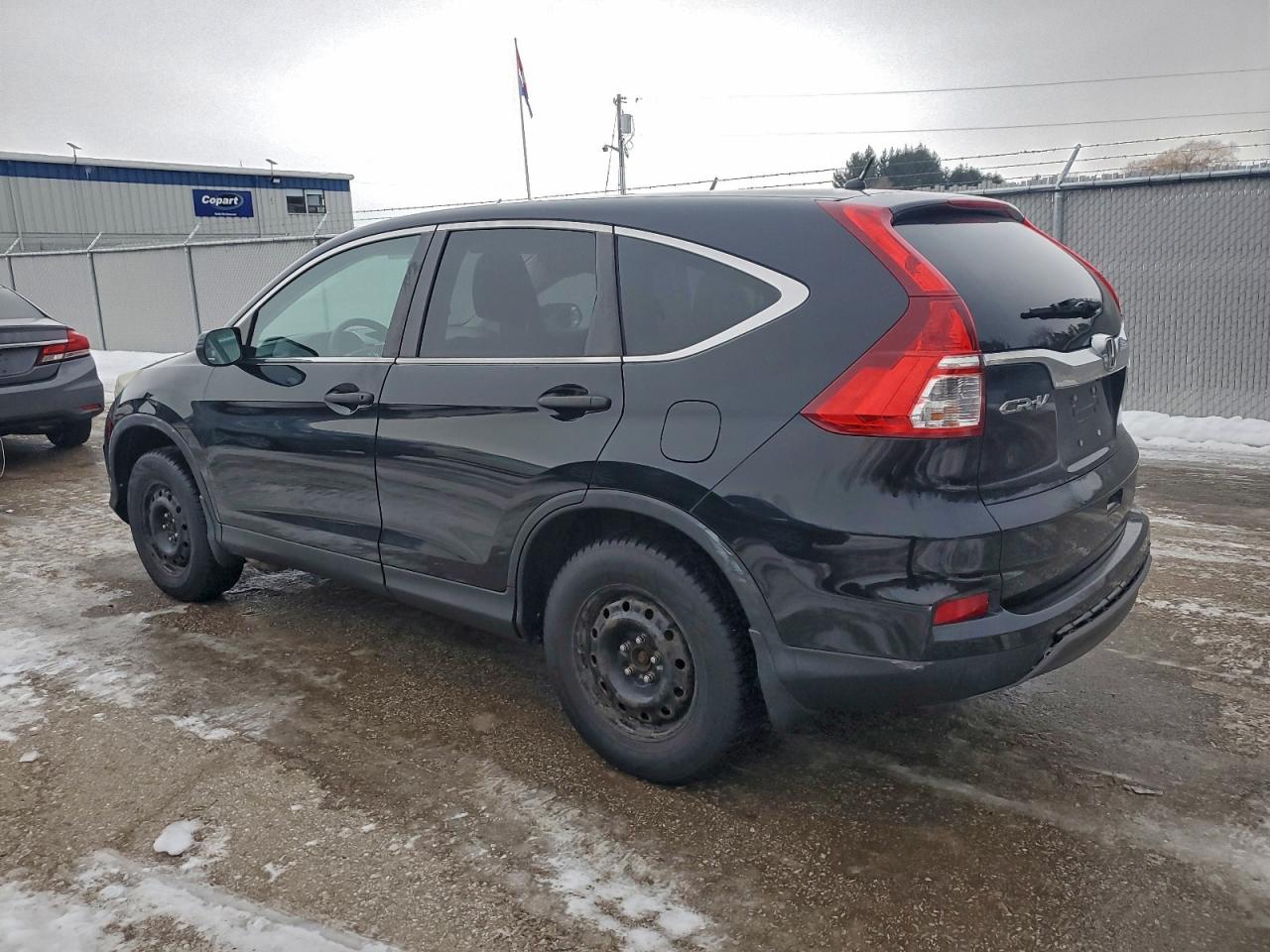 2015 HONDA CR-V LX photo 2
