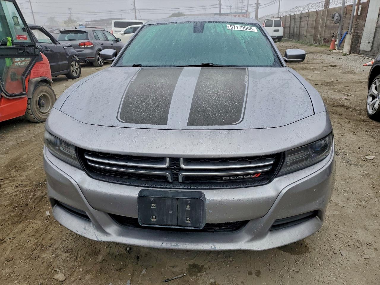 2015 DODGE CHARGER SE photo 5