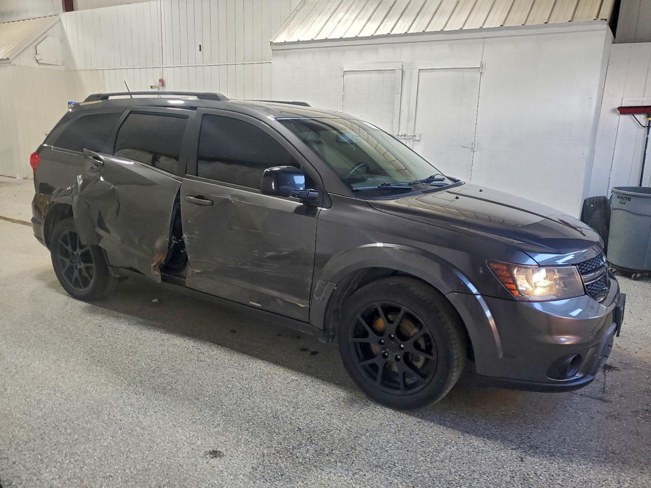 2015 DODGE JOURNEY SXT photo 4