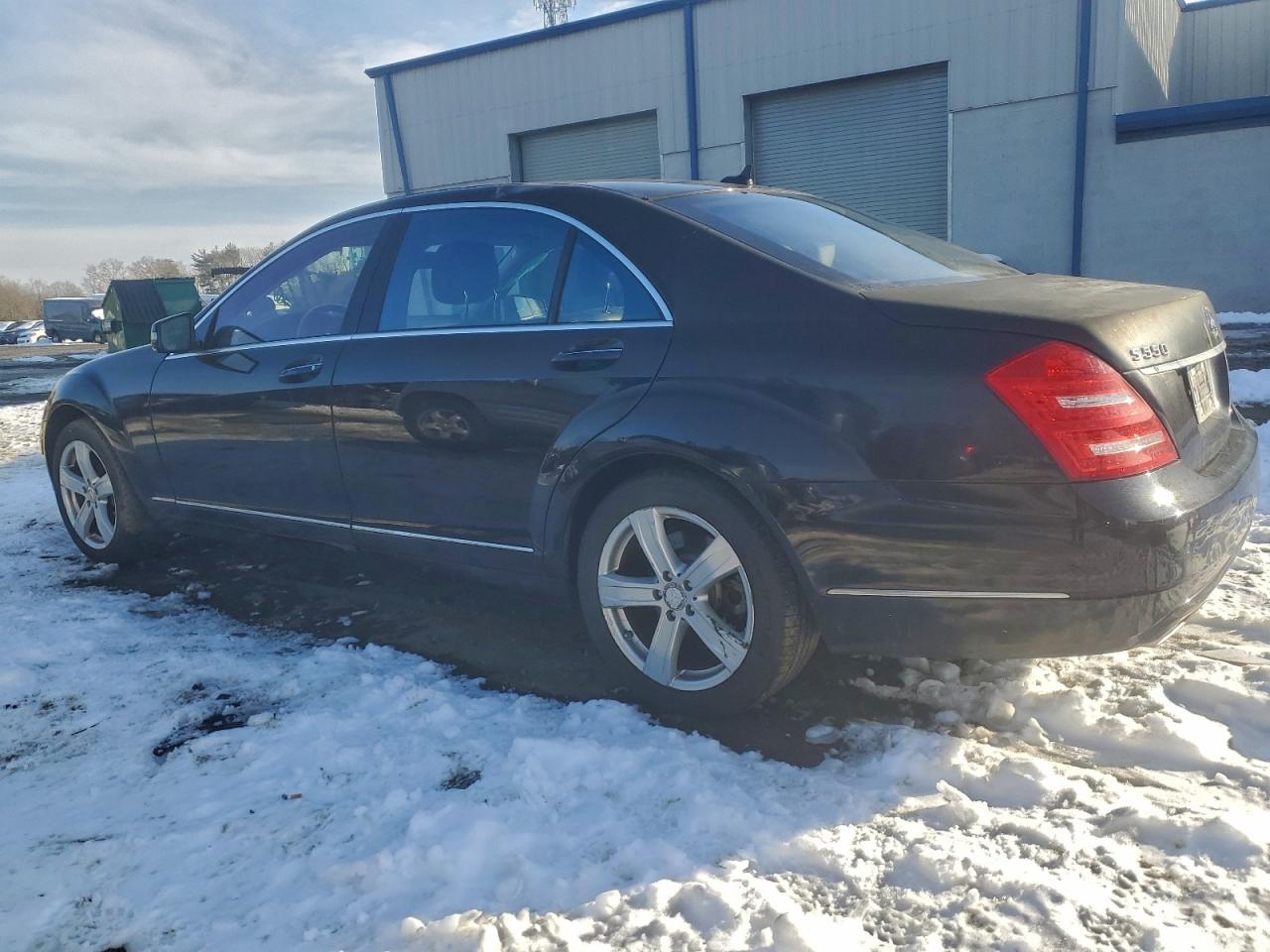 2010 MERCEDES-BENZ S 550 4MATIC photo 2