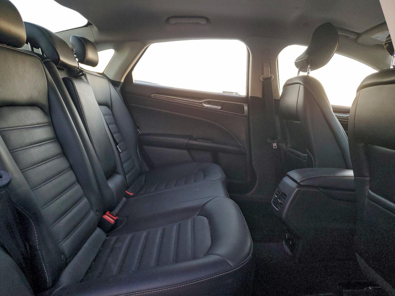 2017 FORD FUSION SE PHEV photo 10