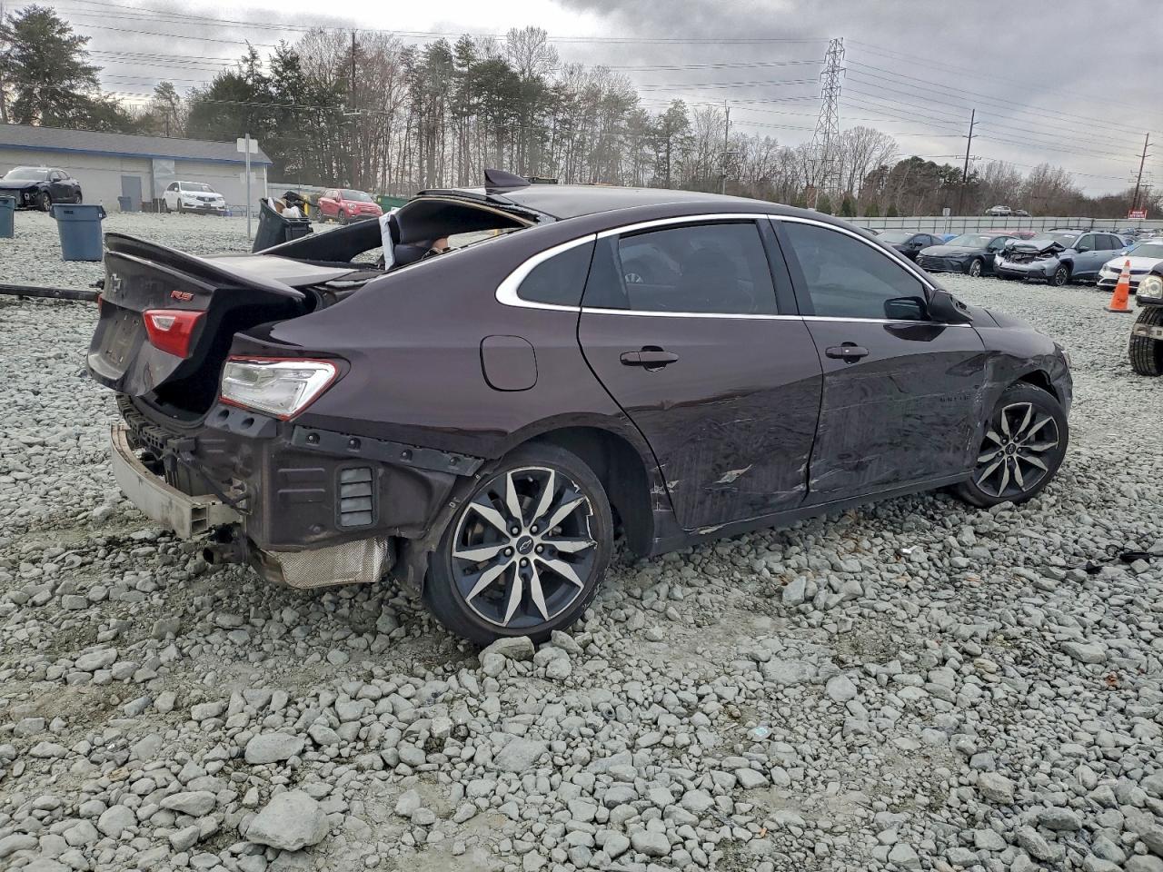 2020 CHEVROLET MALIBU RS photo 3