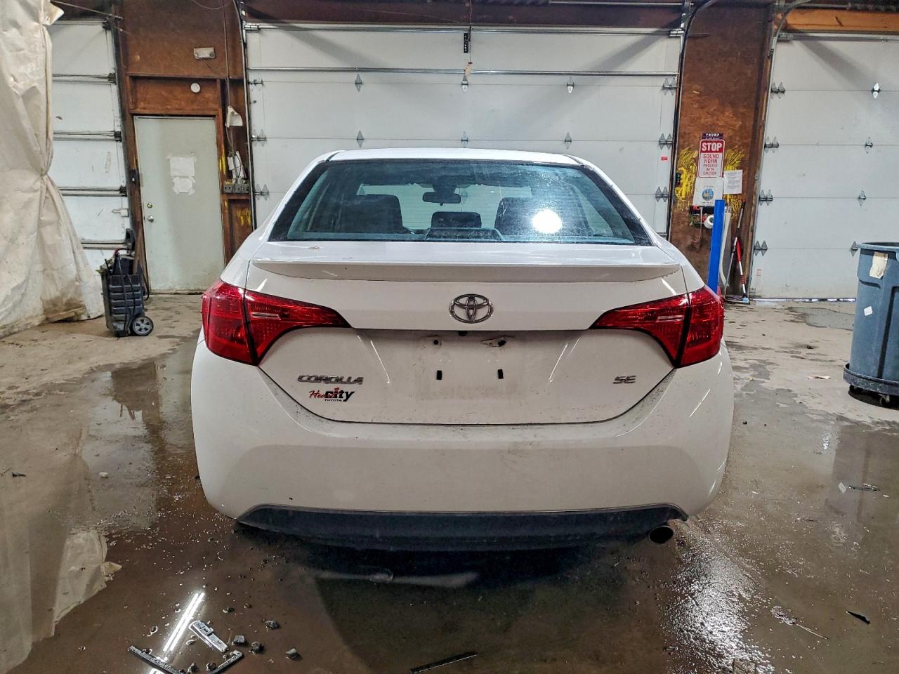 2019 TOYOTA COROLLA L photo 6