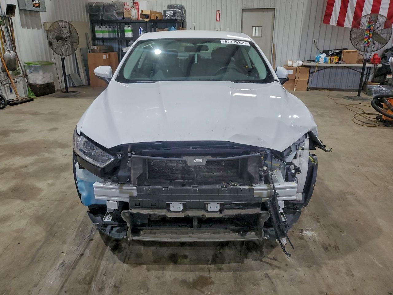 2016 FORD FUSION S photo 5