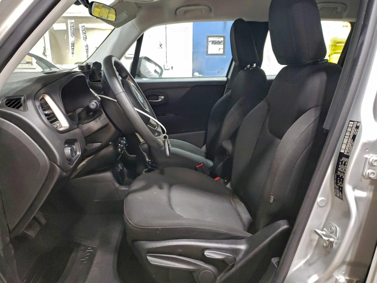 2017 JEEP RENEGADE SPORT photo 7