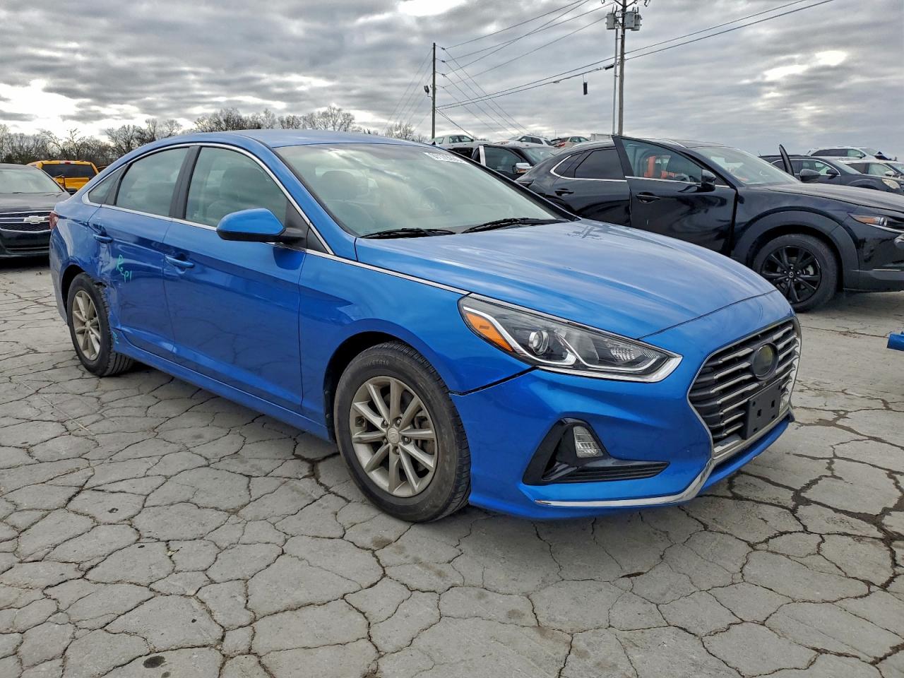 2018 HYUNDAI SONATA SE photo 4