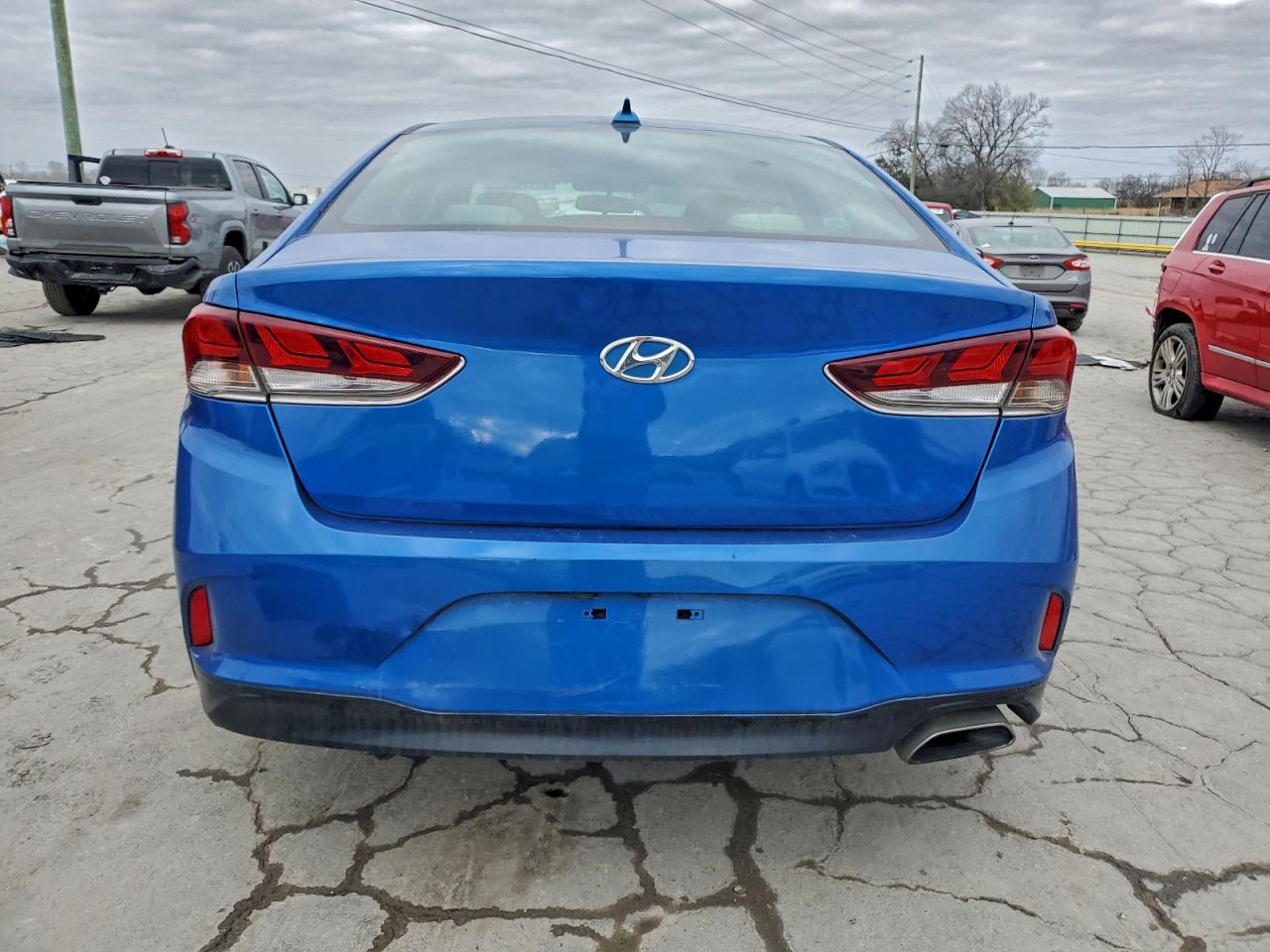 2018 HYUNDAI SONATA SE photo 6