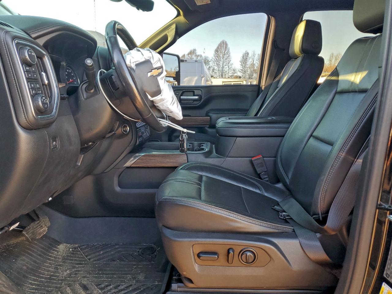 2020 CHEVROLET SILVERADO K2500 HIGH COUNTRY photo 13