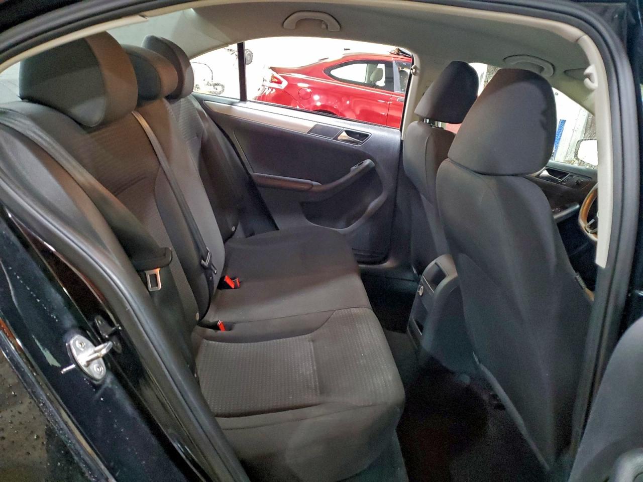 2015 VOLKSWAGEN JETTA SE photo 28