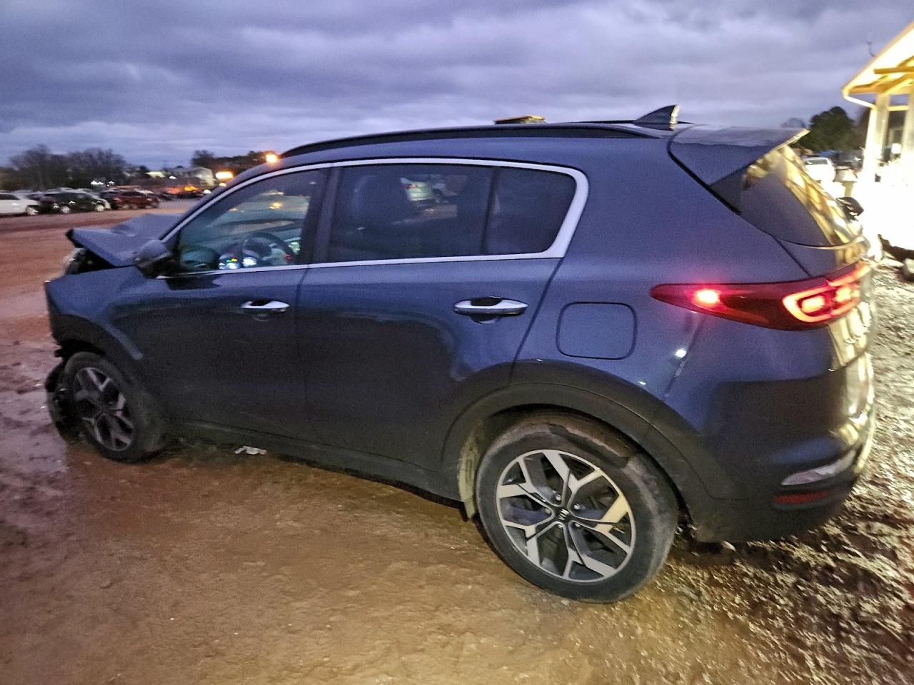 2020 KIA SPORTAGE EX photo 2