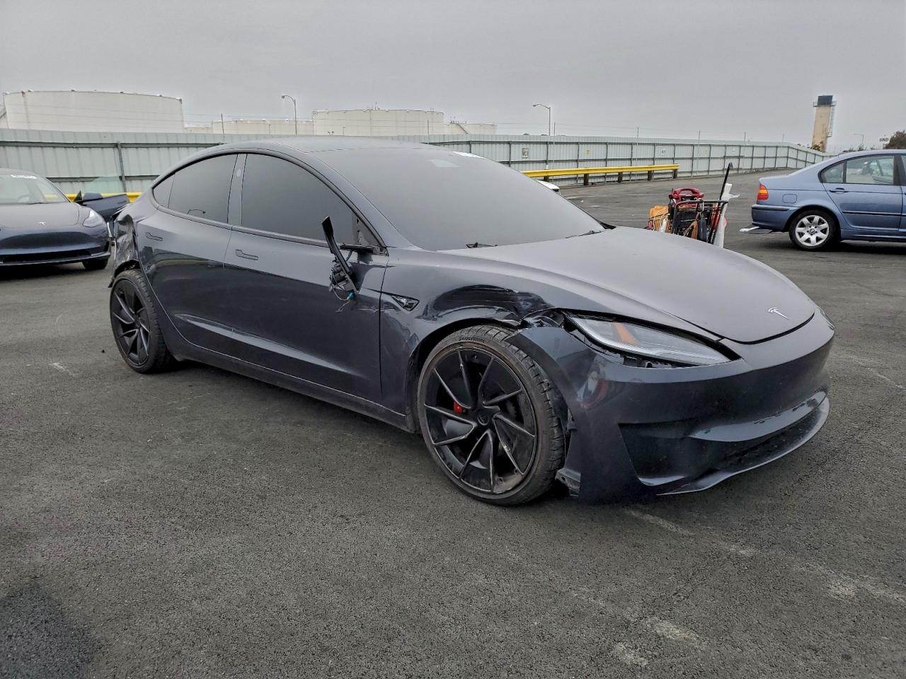 2024 TESLA MODEL 3 photo 4