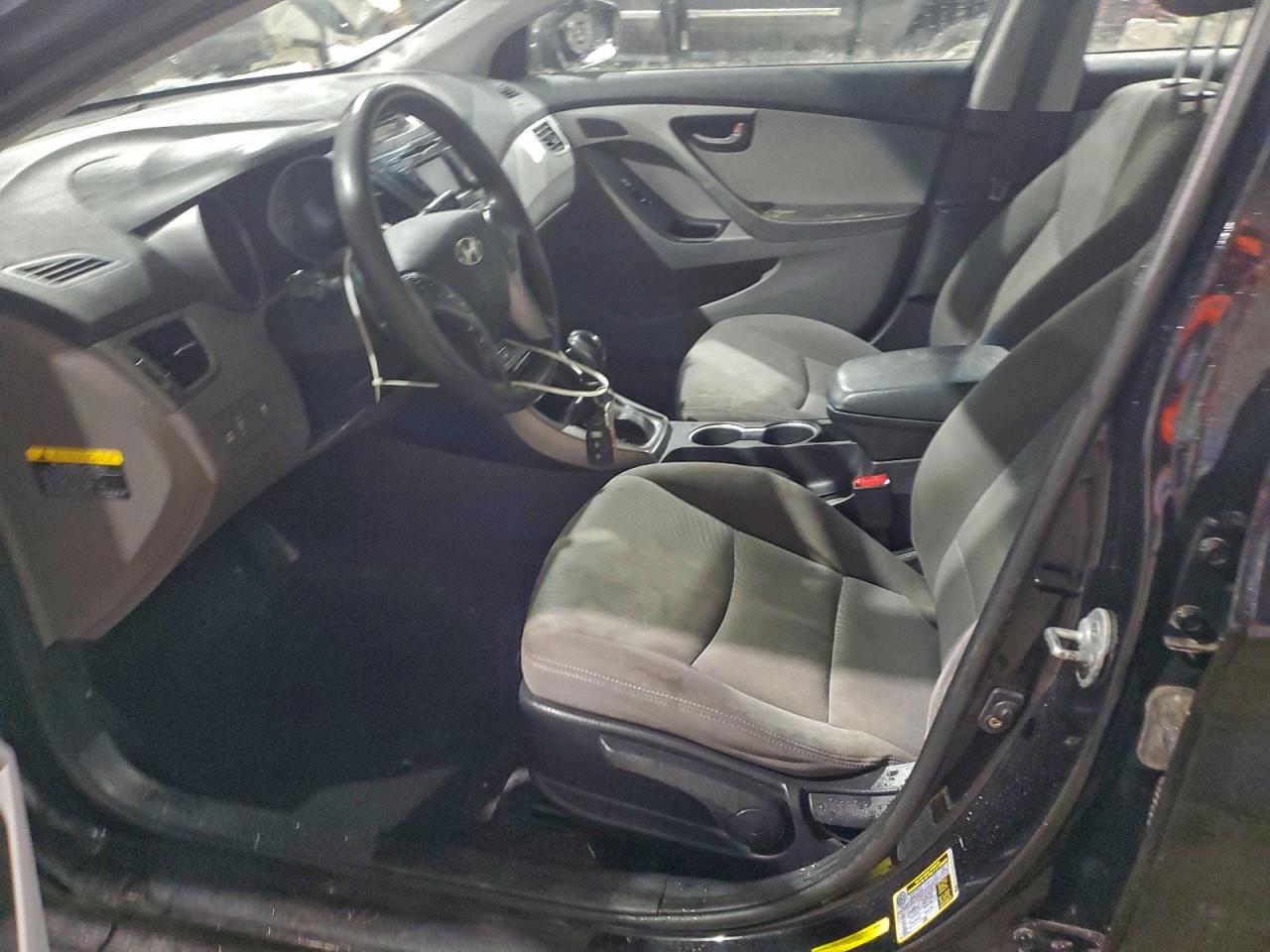 2014 HYUNDAI ELANTRA SE photo 7