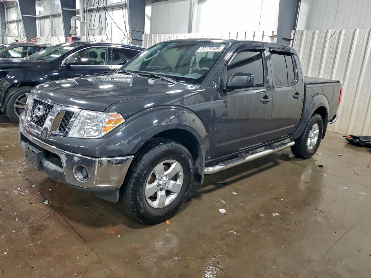 2010 NISSAN FRONTIER