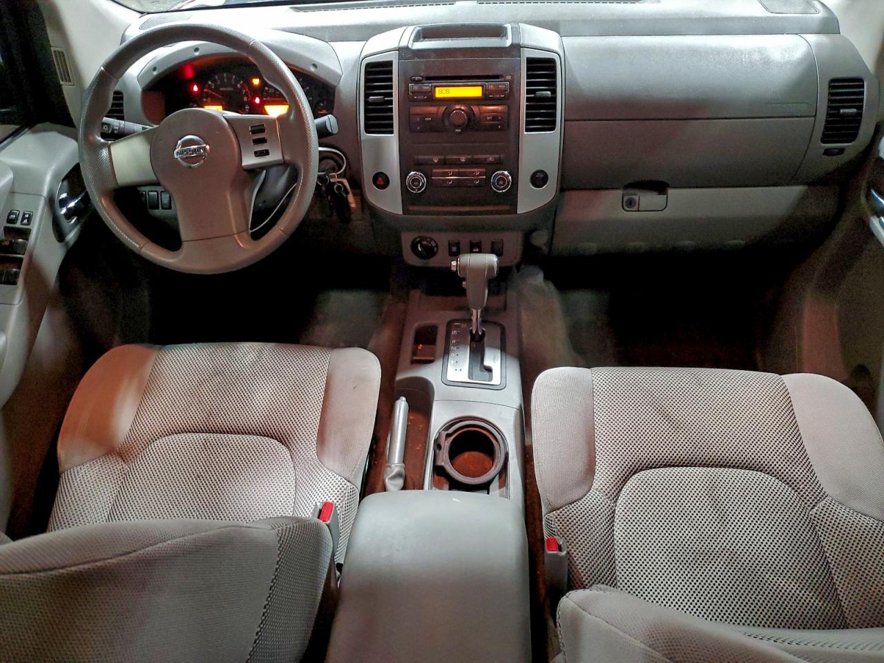 2010 NISSAN FRONTIER CREW CAB SE photo 8