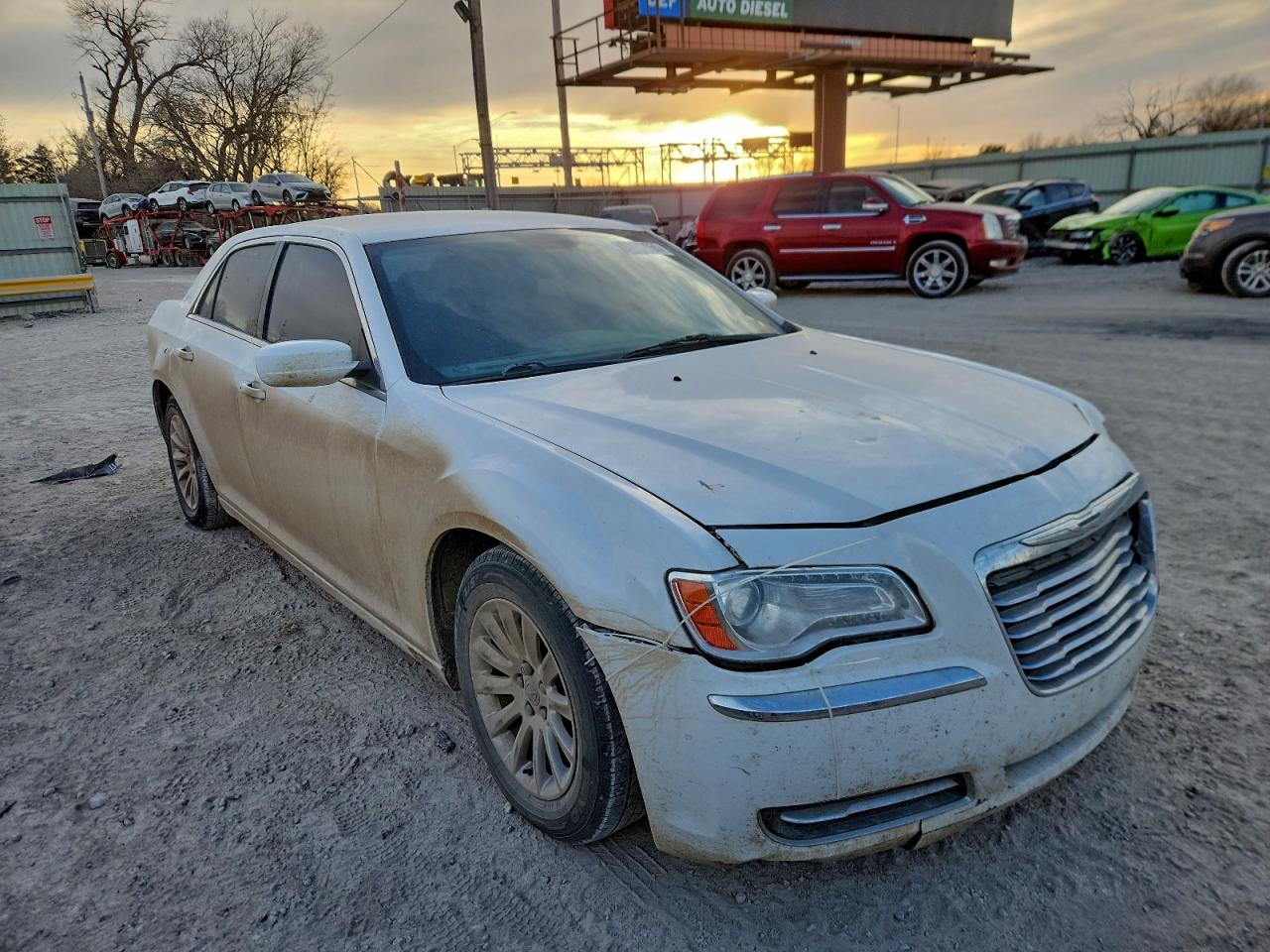 2014 CHRYSLER 300 photo 4