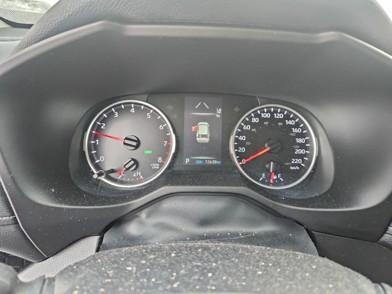 2022 TOYOTA RAV4 LE photo 9