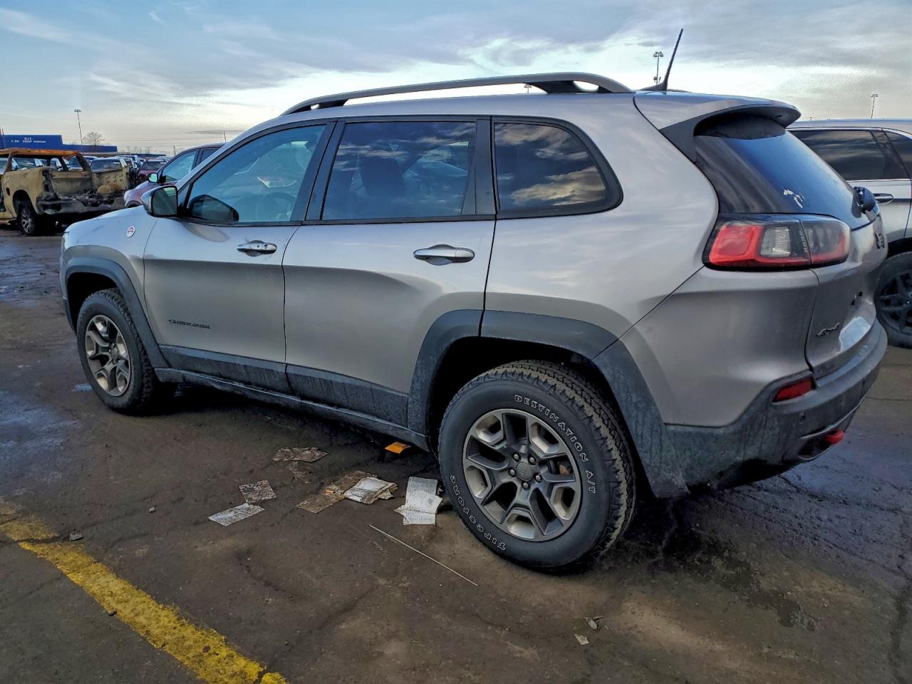 2019 JEEP CHEROKEE TRAILHAWK photo 2