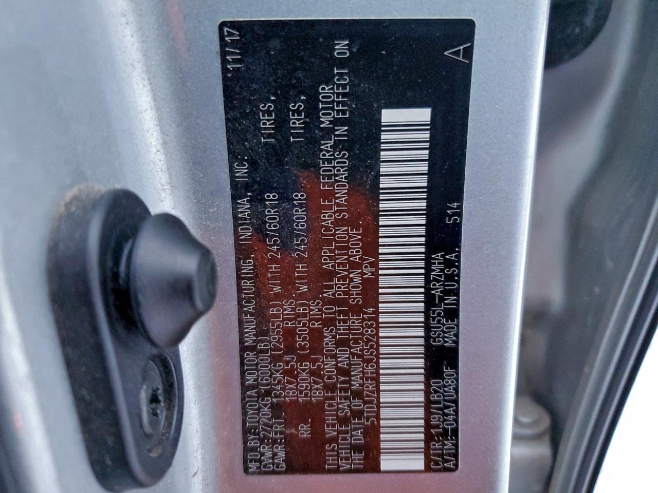 2018 TOYOTA HIGHLANDER XLE photo 13