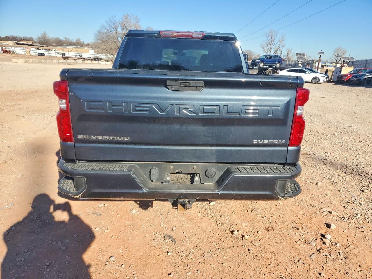 2020 CHEVROLET SILVERADO K1500 CUSTOM photo 6
