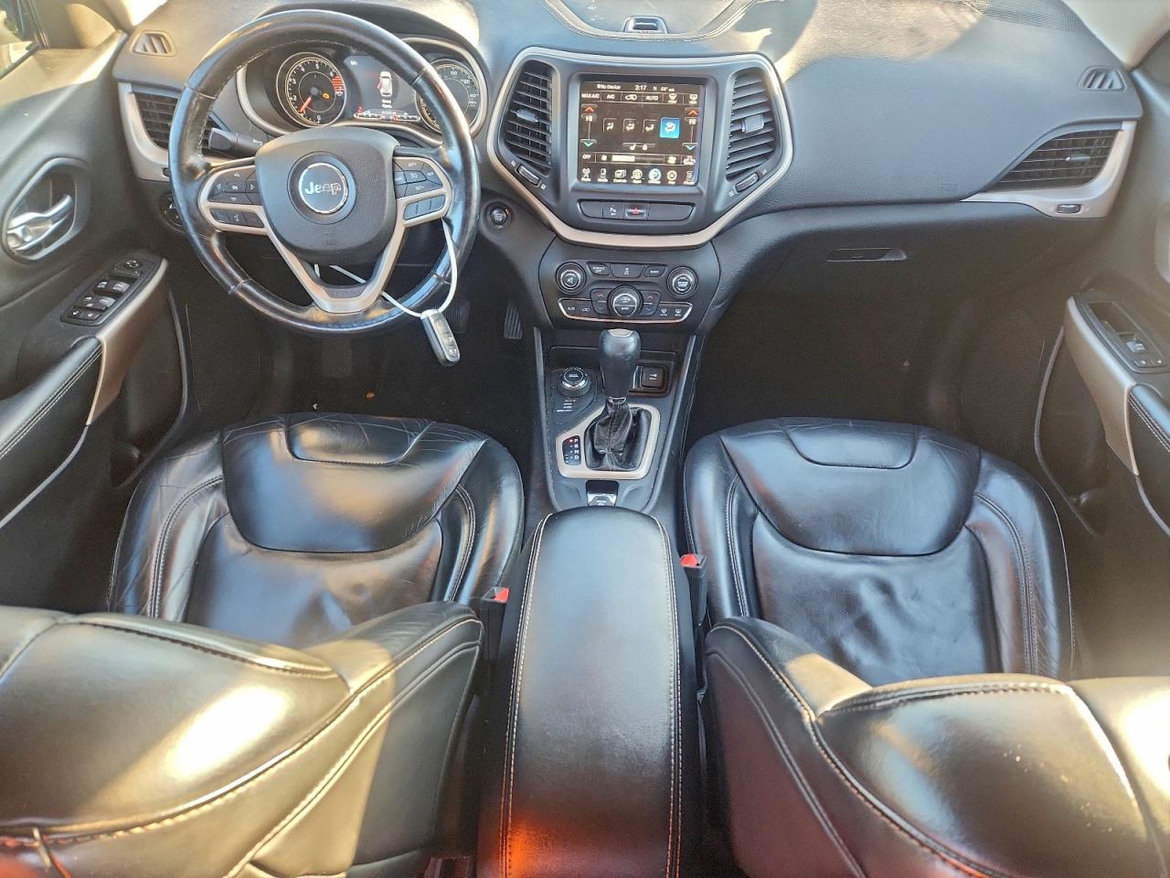 2017 JEEP CHEROKEE LIMITED photo 8