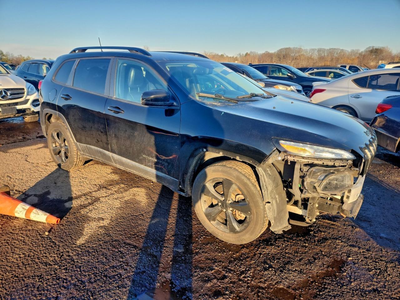 2017 JEEP CHEROKEE LIMITED photo 4