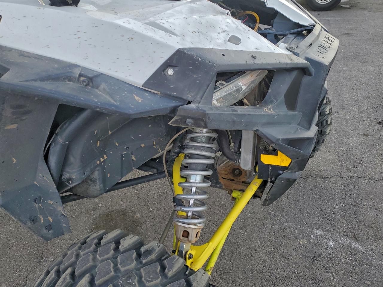 2017 POLARIS RZR UTILITY VEHICLE photo 9