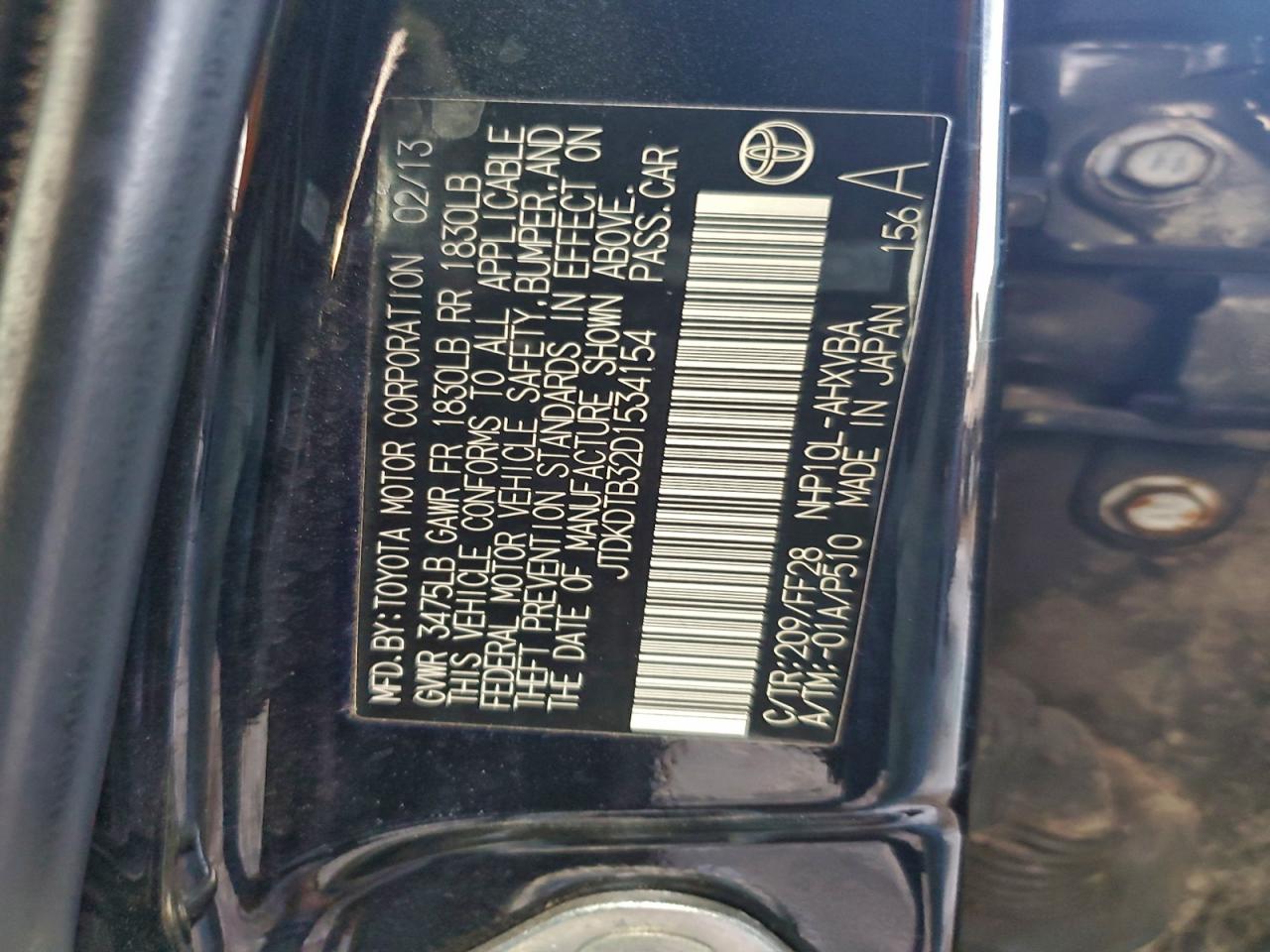 2013 TOYOTA PRIUS C photo 12