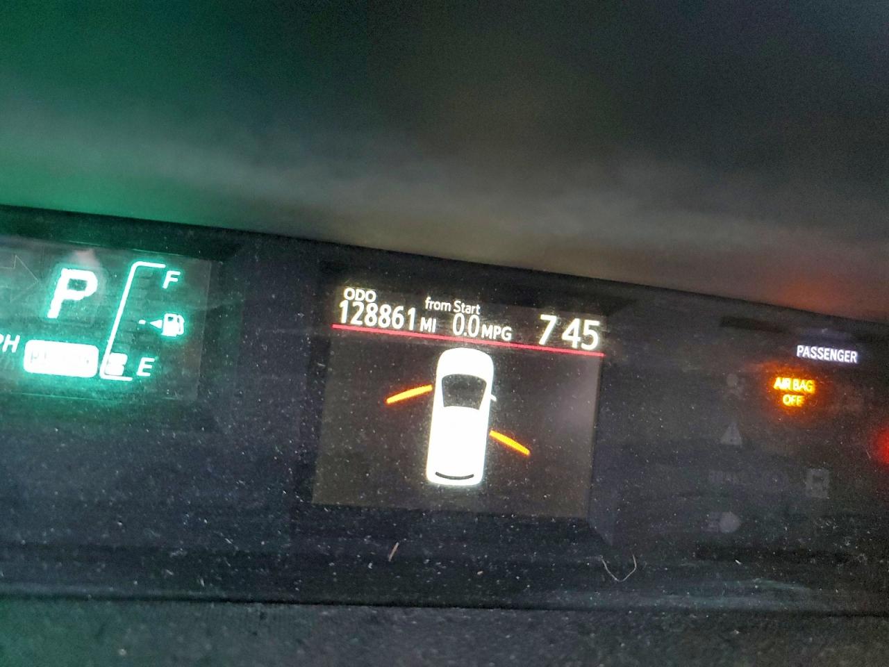 2013 TOYOTA PRIUS C photo 9