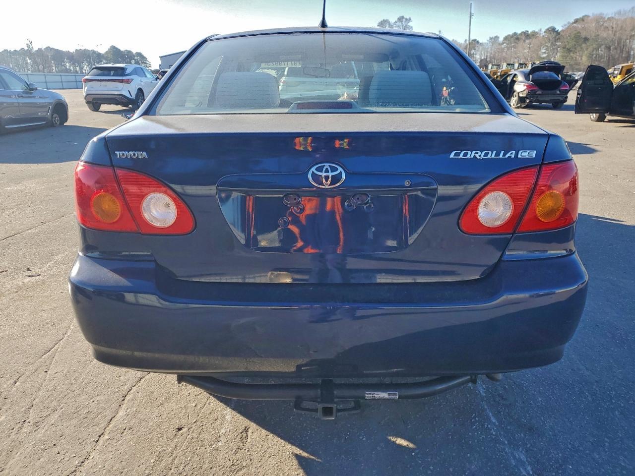 2004 TOYOTA COROLLA CE photo 6