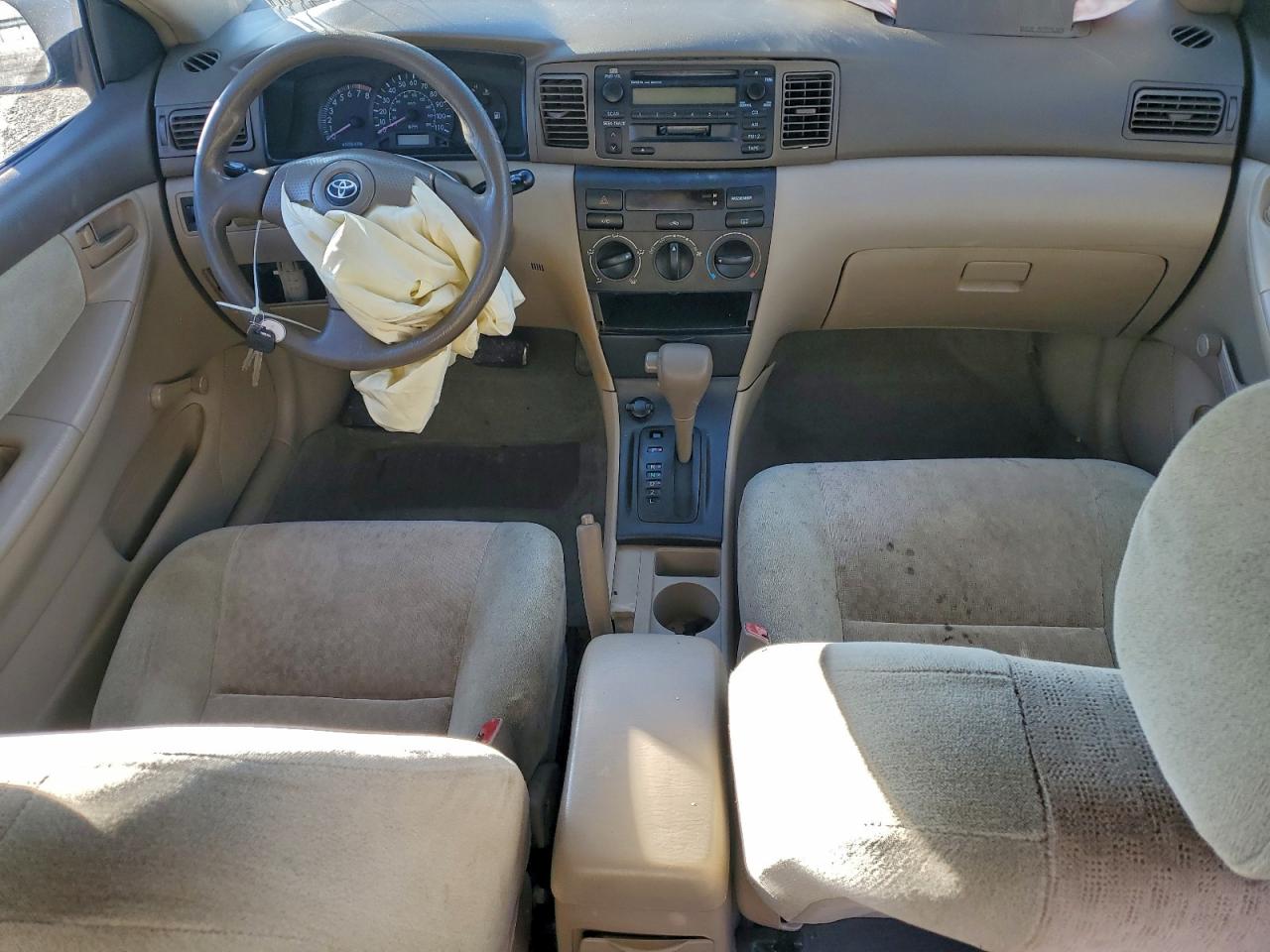 2004 TOYOTA COROLLA CE photo 8