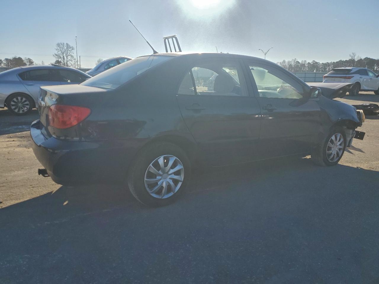 2004 TOYOTA COROLLA CE photo 3