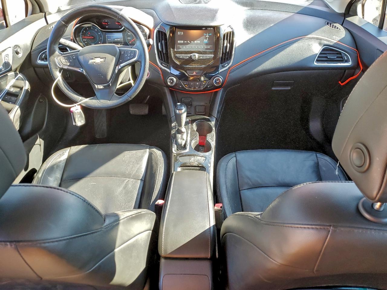 2017 CHEVROLET CRUZE PREMIER photo 8