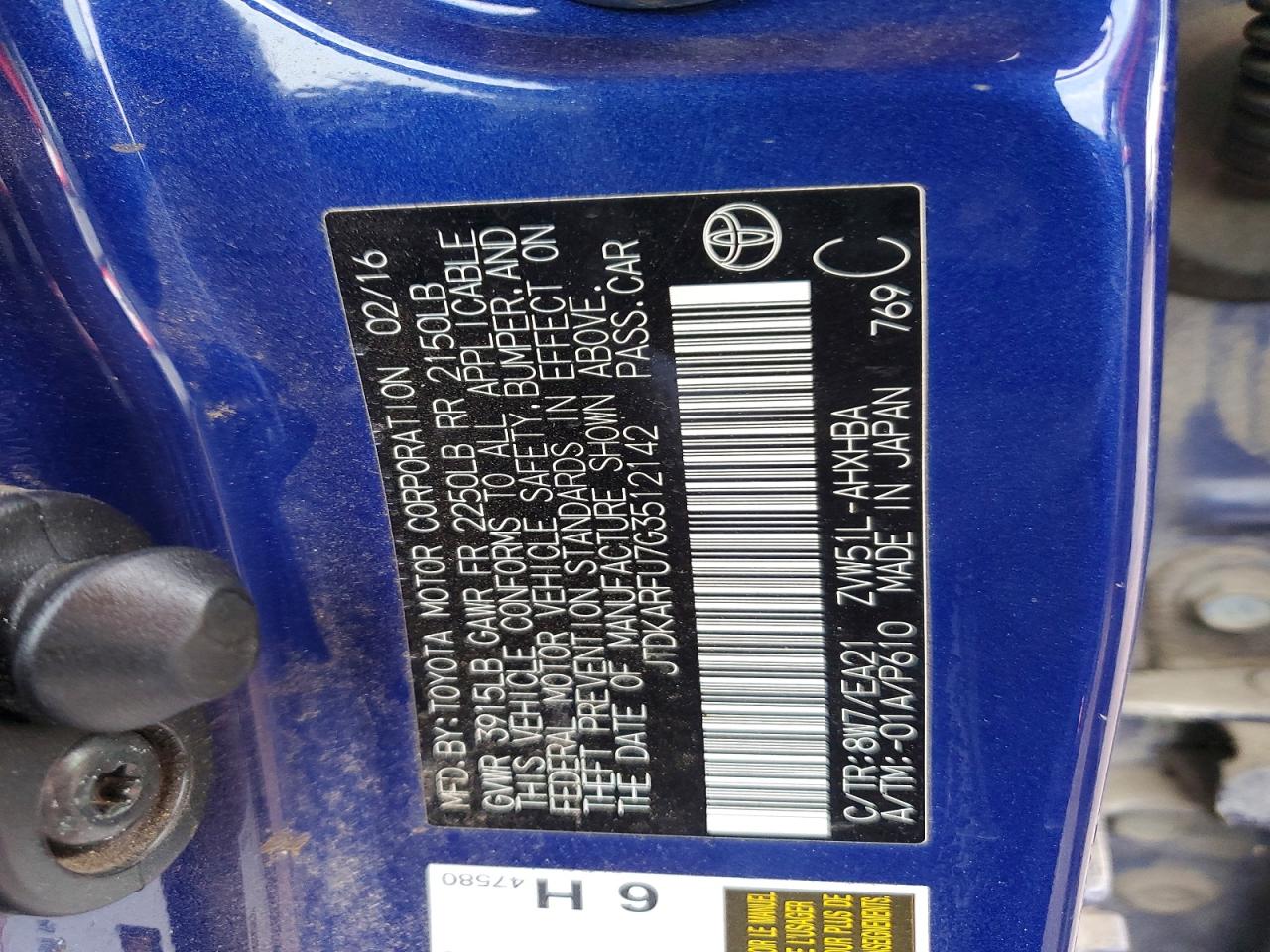 2016 TOYOTA PRIUS photo 12