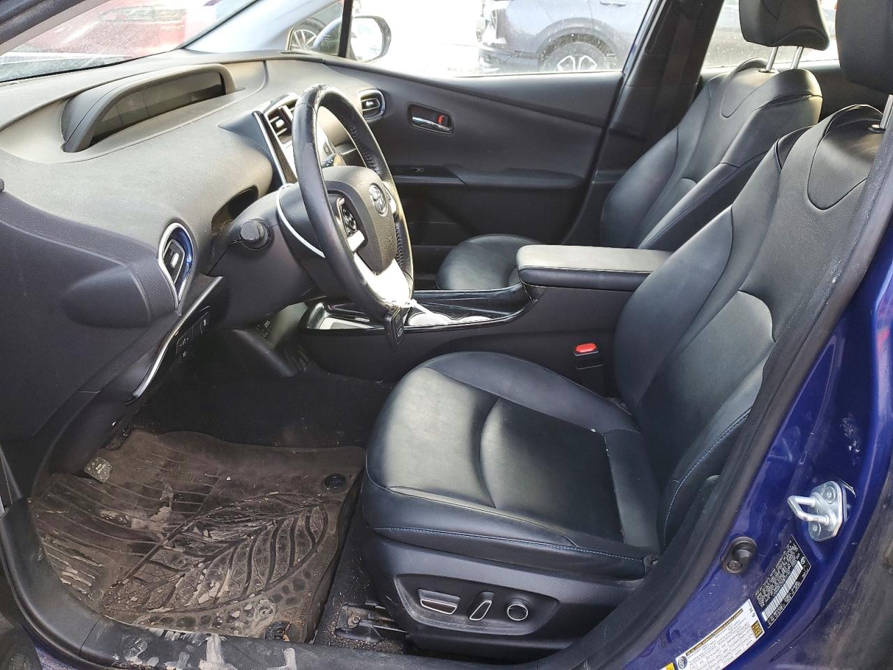 2016 TOYOTA PRIUS photo 7