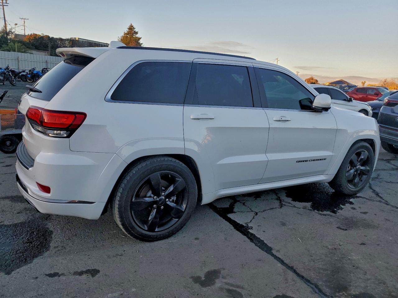 2016 JEEP GRAND CHEROKEE OVERLAND photo 3