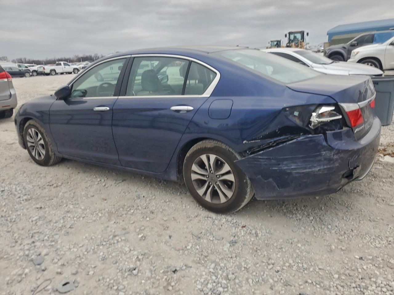 2015 HONDA ACCORD LX photo 2